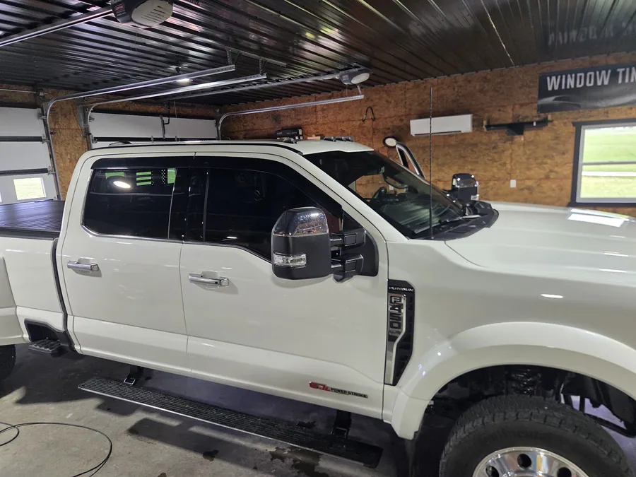 Raber window tint install 03