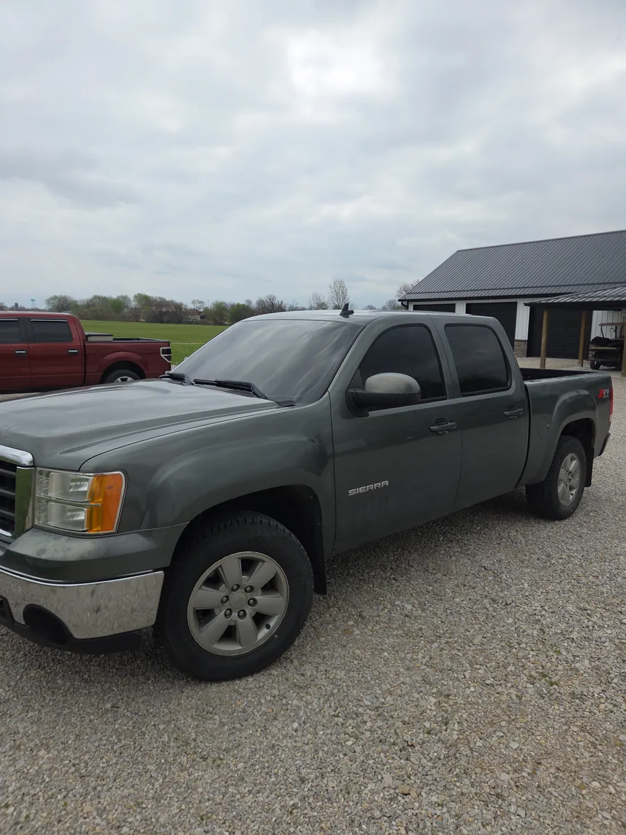 Raber window tint install 10